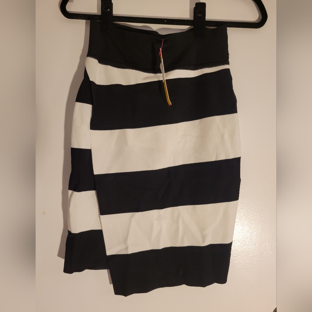 Black & white striped skirt